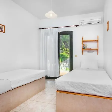 Xenios Loutra Village Arsinoi Loutra (Kassandra)